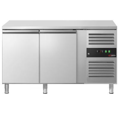 Холодильний стіл 2 двері, без борта ECO GGM Gastro KTS147ND