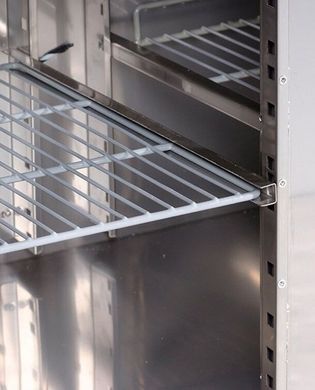 Холодильный стол 282 л, 2 ящика, 1 дверь, с бортом ECO GGM Gastro KTS147AND#1T#2S