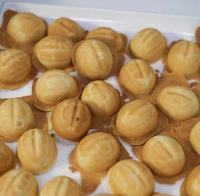 Вафельниця Hurakan HKN-GES300 NUT