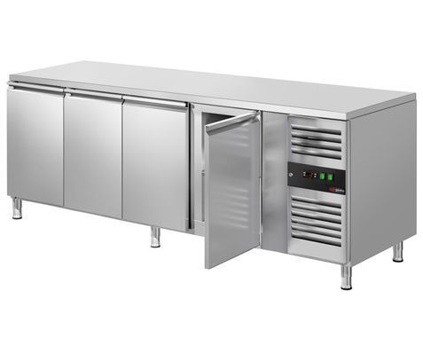 Холодильний стіл 553 л, 4 двері, без борта ECO GGM Gastro KTS227ND