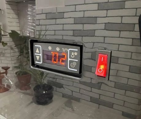 Вітрина холодильна Hurakan HKN-UPD78B Black