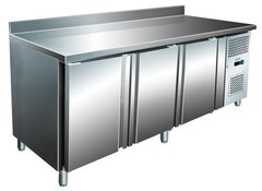 Морозильний стіл BERG THP3200BT 3-дверний з бортом