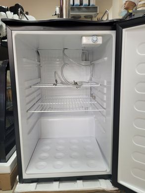 Холодильник для пивних кег BERG ZPJ-170T