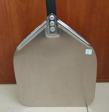 Лопата для пиццы 30х35 см с металлической ручкой BERG