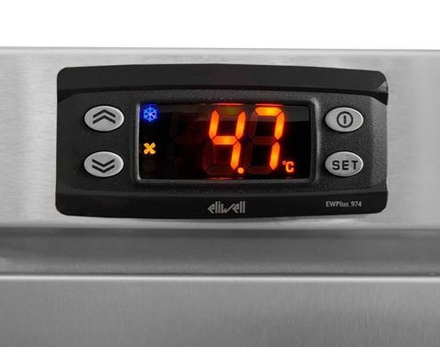 Шкаф холодильный 400 л GGM Gastro KSS400N