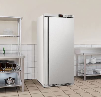 Шкаф холодильный 600 л GGM Gastro KSS600SRN
