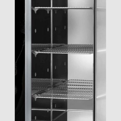 Холодильна шафа Tecnodom AF07PKMTN полиці