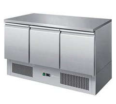 Холодильный стол трёхдверный Hendi 232026